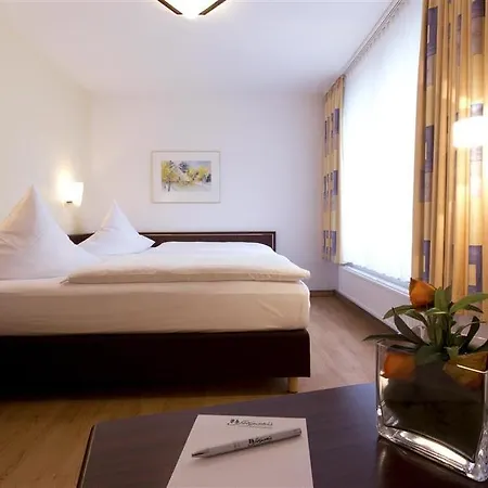 Hotel Strijewski 3*