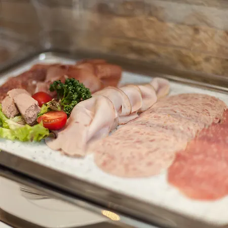 酒店 Strijewski 3*