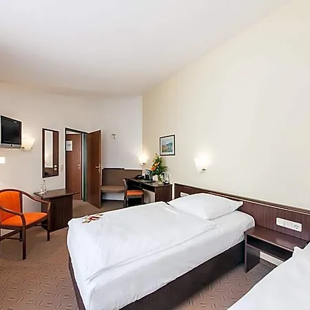 Hotel Strijewski 3*